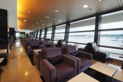 Royal Silk Lounge