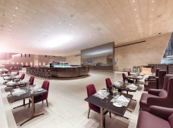 Al Safwa First Lounge