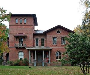 Kenworthy Hall