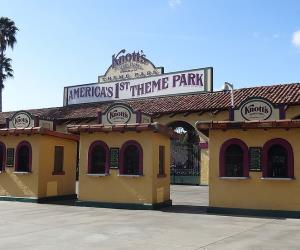 Knott's Berry Farm